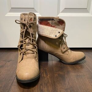 Tan heeled boots with laces two different styles colorful collar design